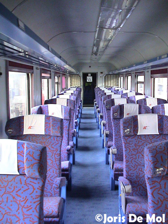 Het interieur van de 61 51 28-90 001-1.